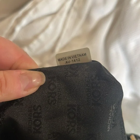 MICHAEL KORS - zebra print jet set studded tote - NWT - Picture 3 of 14